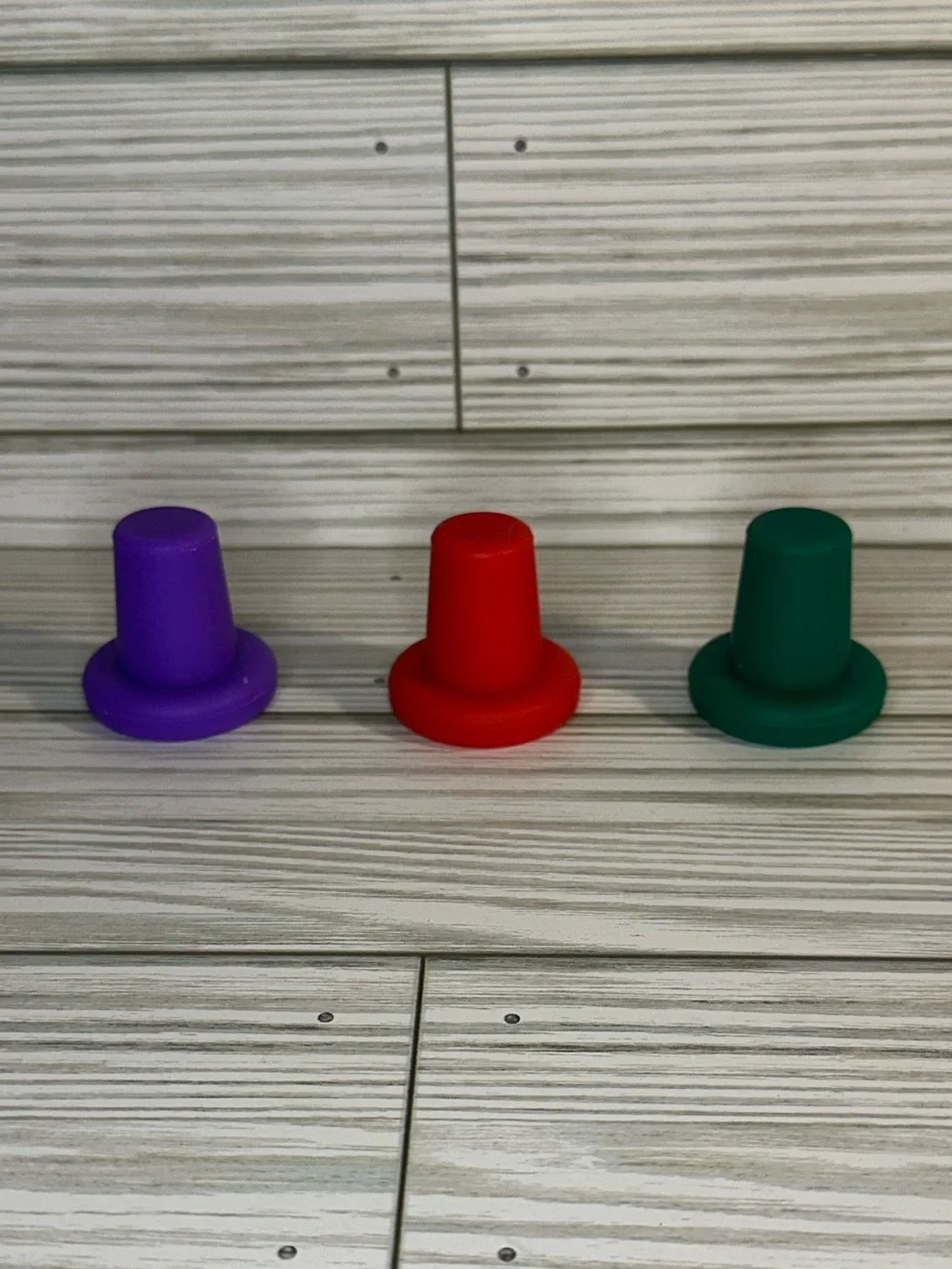 MultiColor Silicone Wine Stoppers & Caps Reusable Beverage Multi Bottle covers